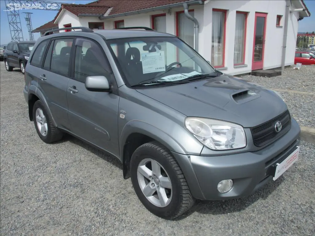 Toyota Rav4, 2,0 D4D, 4x4,digiklima,tažné,